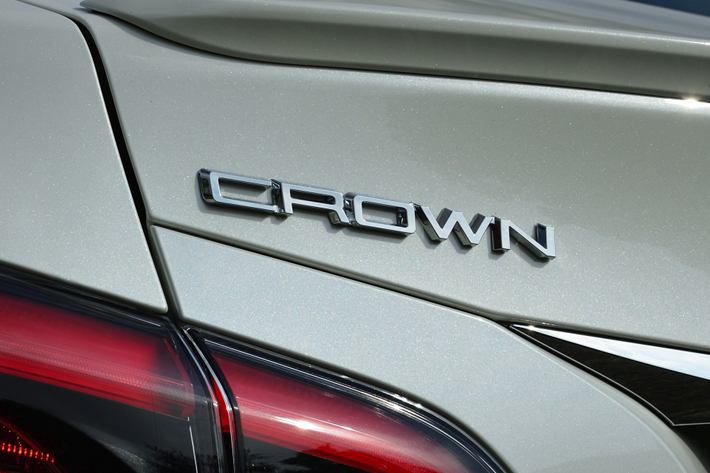 トヨタ クラウン