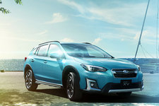 スバル「XV Advance」[e-BOXER（マイルドハイブリッド）搭載／2018年10月発表予定]