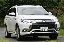 三菱 アウトランダーPHEV 2019年モデル G Premium Package