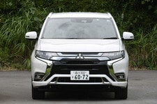 三菱 アウトランダーPHEV 2019年モデル G Premium Package