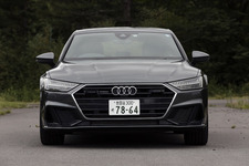 ウディ A7 Sportback S line 1st edition