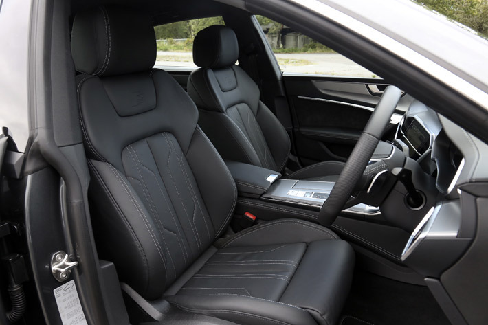 ウディ A7 Sportback S line 1st edition