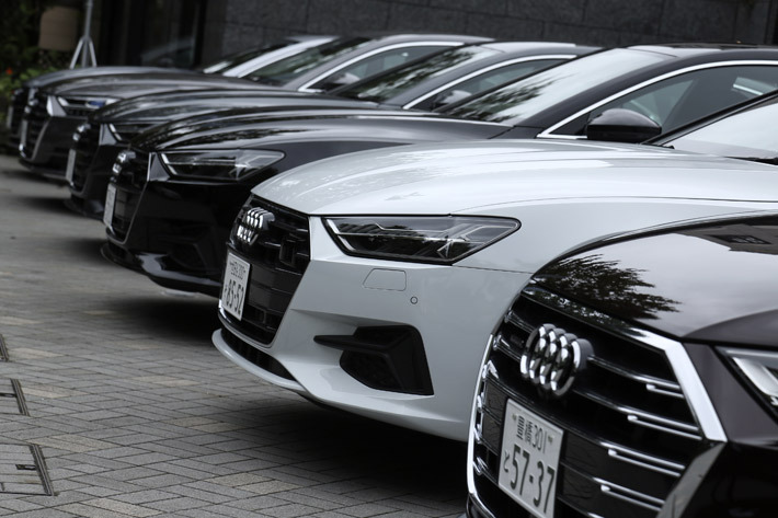 アウディ A7 Sportback・A8