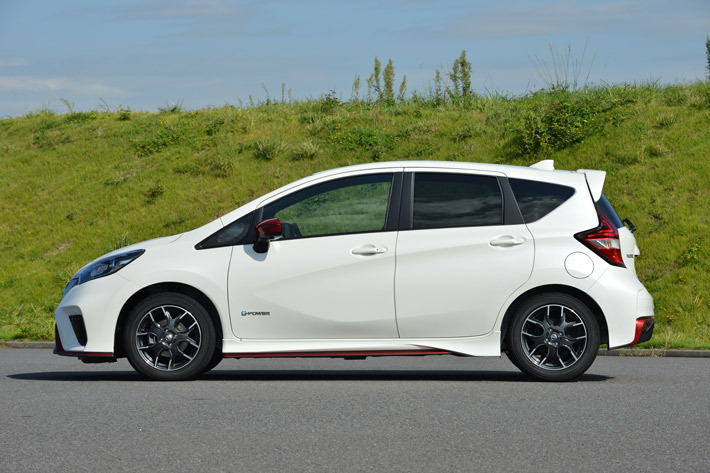 日産 ノート e-POWER NISMO S