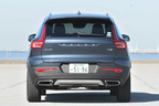 ボルボ XC40 T4 AWD Inscription