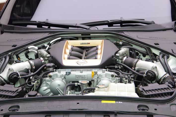 お値段1億円オーバーの特別なGT-R、銀座に降臨！|NISSAN CROSSINGにて「Nissan GT-R50 by Italdesign」が展示中