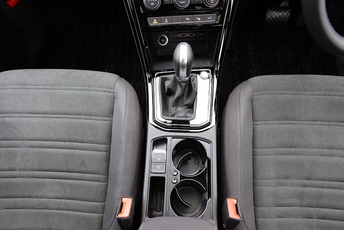 VW ゴルフトゥーランTDI