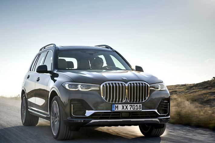 Bmw最大のsuv X7 登場 3列シート6人乗りの超大型サルーン 話題を先取り 新型車解説18 Mota