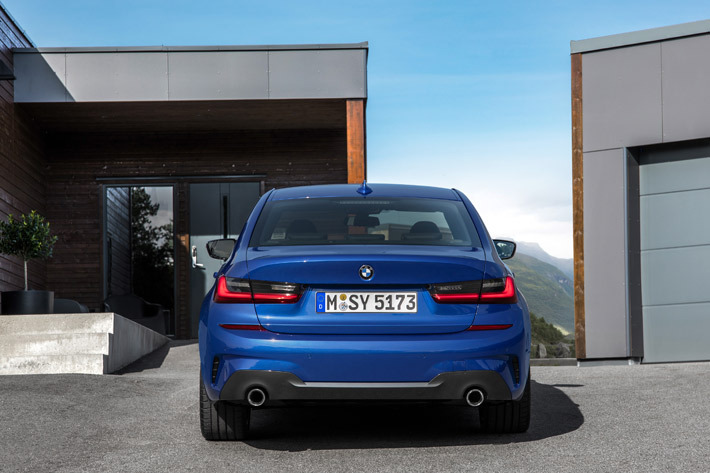 BMW 3シリーズ　新モデル　登場