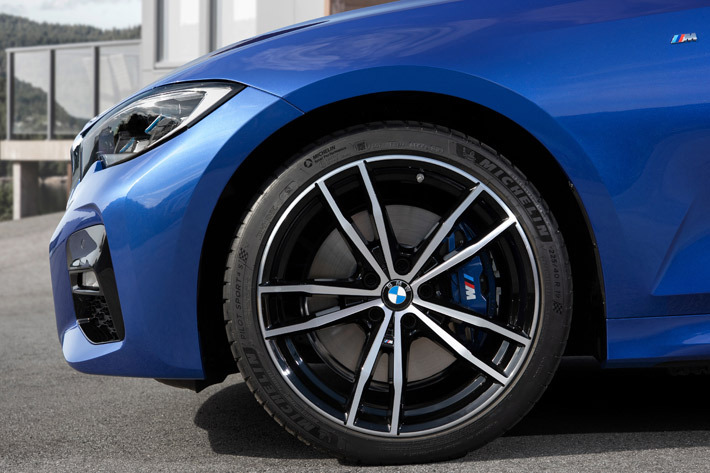 BMW 3シリーズ　新モデル　登場