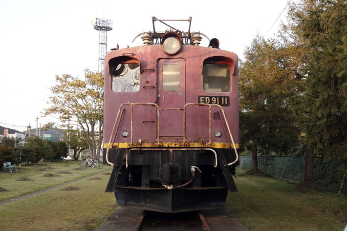 交流電気機関車の試作機「ED91 11」号機[宮城県利府町 森郷児童遊園]＜フォルクスワーゲン ティグアン TDI(クリーンディーゼル)で往く東京～北海道 1200km旅【前編】＞