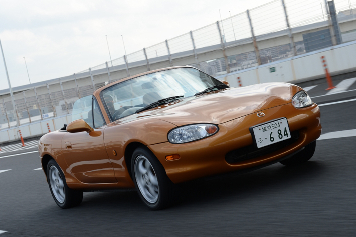 マツダ ロードスター（2代目／NB型）