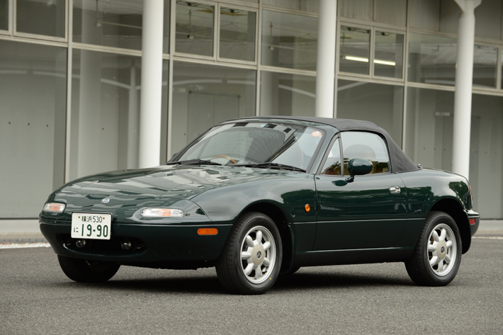 マツダ レストア済み初代ロードスターの第一号車を納車 画像ギャラリー No 30 業界先取り 業界ニュース 自動車ニュース21国産車から輸入車まで Mota マツダ レストア済み初代ロードスターの第一号車を納車 画像ギャラリー No 30 業界先取り 業界ニュース 自動車ニュース21国産車から輸入車まで Mota
