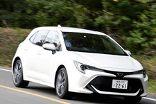 トヨタカローラスポーツ6MT