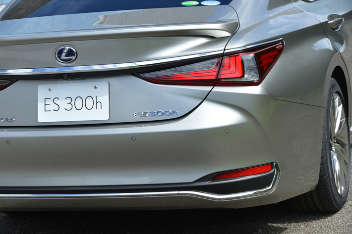 レクサス 新型ES