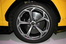 ランボルギーニ「ウルス」の日本でのデリバリーを祝し、初の音楽イベント「ランボルギーニナイト」開催