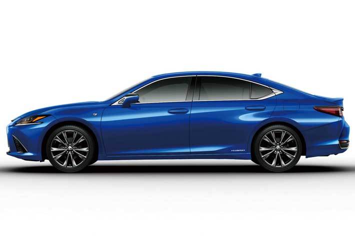 LEXUS、新型「ES」を発売