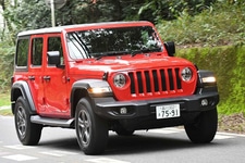 新型Jeep Wrangler(ジープ ラングラー) Unlimited SPORT[4ドア／2.0Lターボ／8AT／4×4]