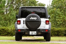 新型Jeep Wrangler(ジープ ラングラー) SPORT[2ドア／V6 3.6L／8AT／4×4]