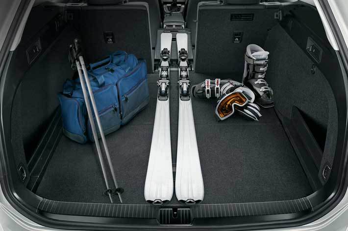 フォルクスワーゲン　新型「Passat Alltrack」 販売開始