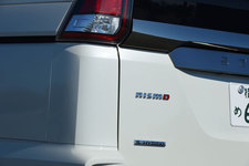 日産 セレナNISMO