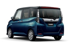 小型乗用車「トール」を一部改良、スマートアシストⅢ採用で安全性能を向上
