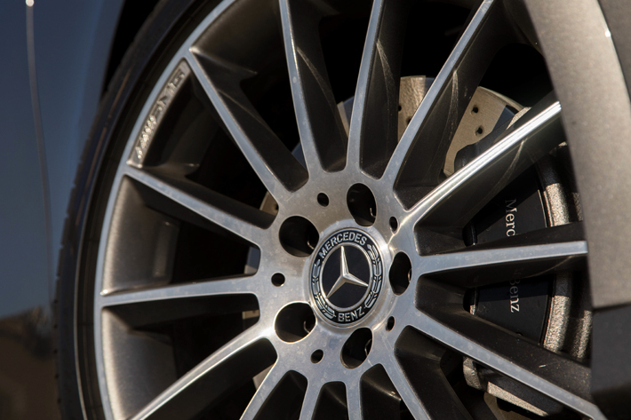 メルセデス・ベンツ 新型Aクラスセダン(A200 4MATIC/A200)