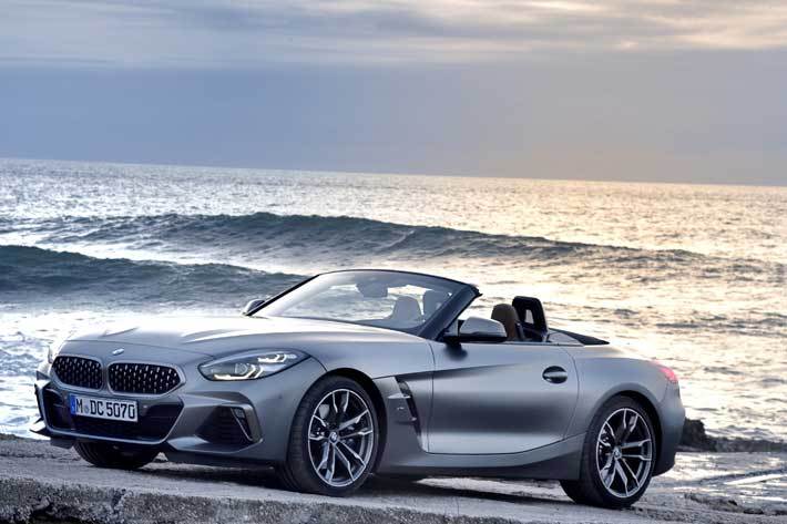 BMW 新型「Z4」の最新画像を公開