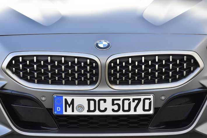BMW 新型「Z4」の最新画像を公開