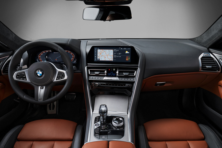 BMW 新型8シリーズクーペ