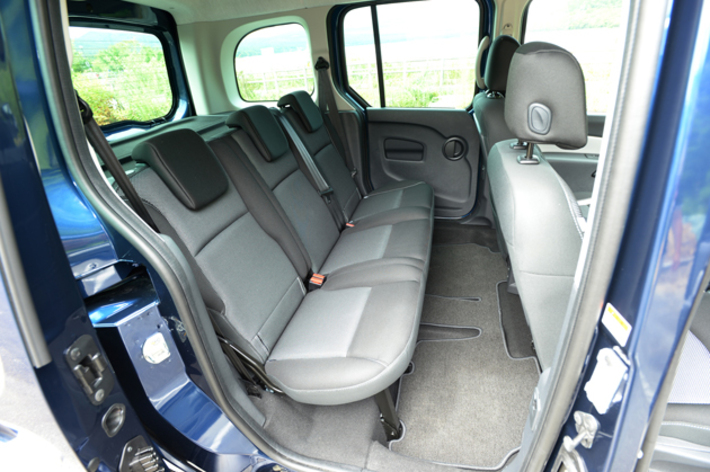 ルノー カングー