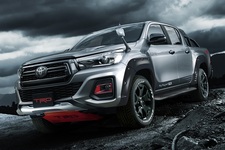 1/43 トヨタ ハイラックTRDカスタマイズ Toyota HILUX TRD カスタマイズ (2017) クリムゾンスパーク