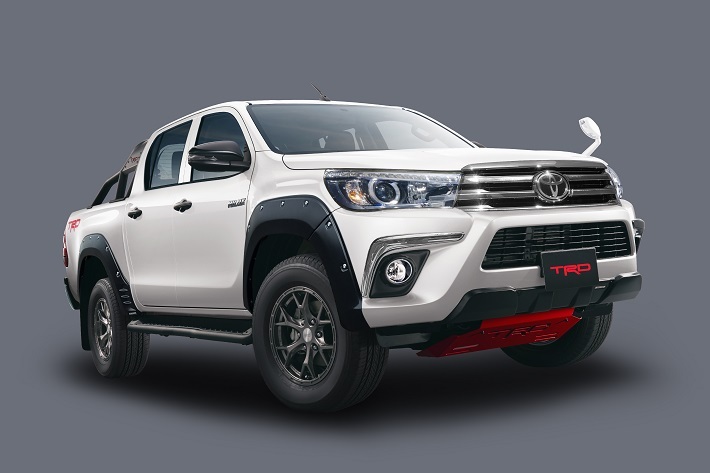 TRD、トヨタ ハイラックス用パーツを追加発売 | エクステリアを