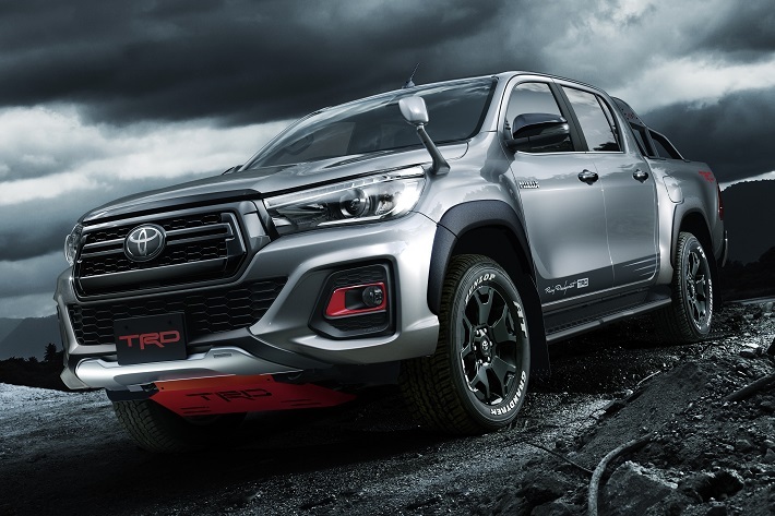 TRD、トヨタ ハイラックス用パーツを追加発売 | エクステリアを