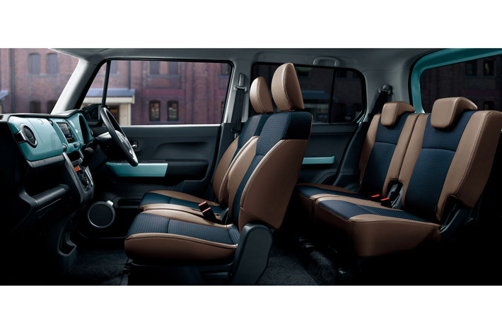 「マツダ フレアクロスオーバー」を一部改良