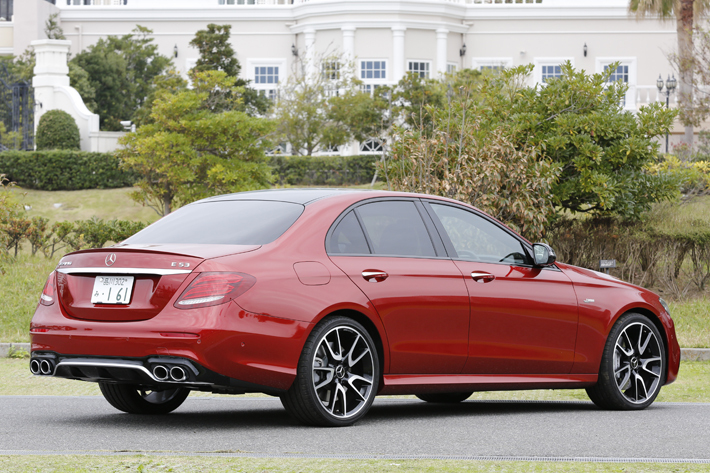 メルセデス AMG E53 4MATIC+