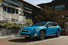 スバル「CROSSTREK HYBRID（クロストレック ハイブリッド）」を米国で発表