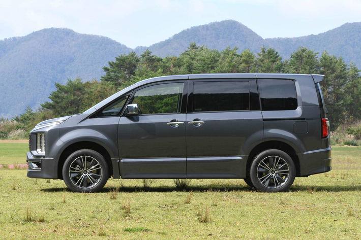 三菱 新型デリカD:5 URBAN GEAR