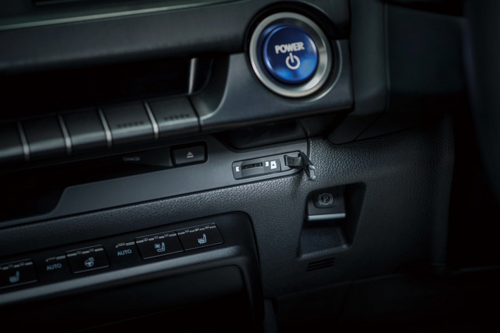 レクサス 新型UX