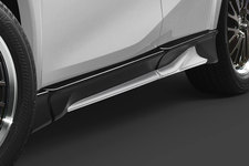 レクサス UXにTRD用カスタムパーツ登場