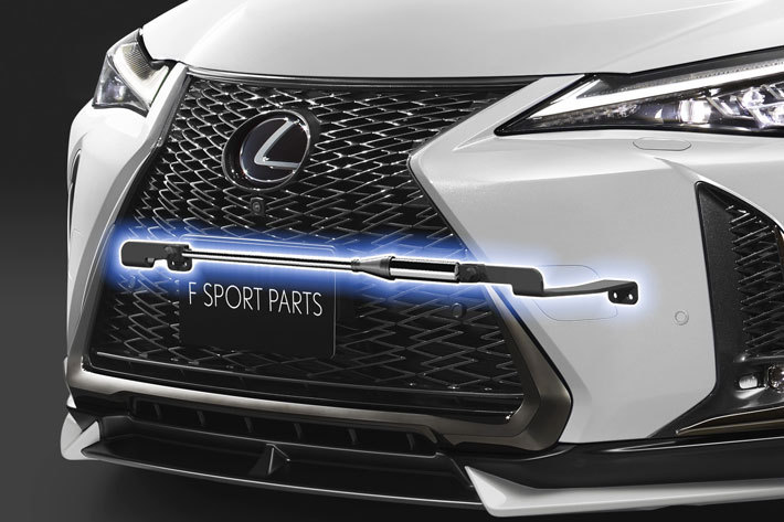 レクサス UXにTRD用カスタムパーツ登場
