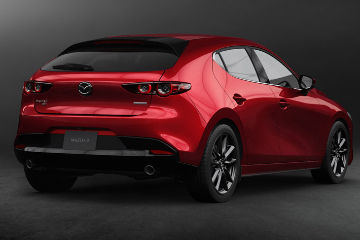 マツダ、新型「Mazda3」を世界初公開