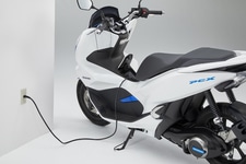 ホンダ PCX ELECTRIC