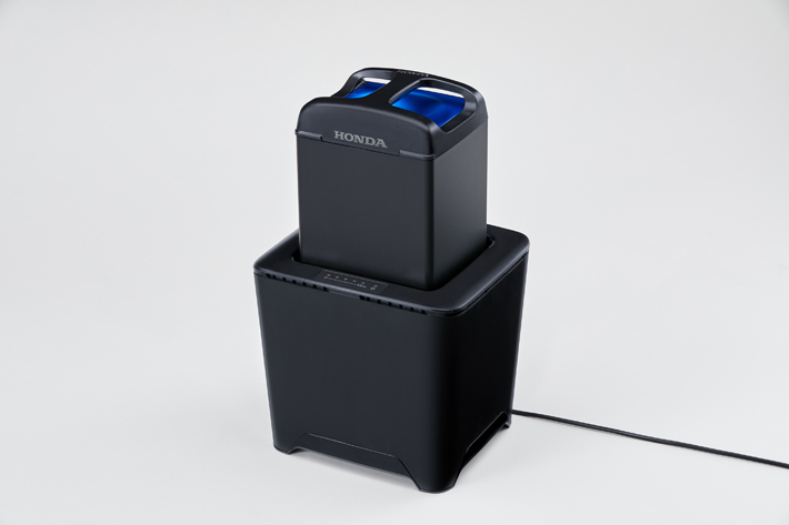 ホンダ PCX ELECTRIC