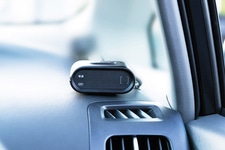 TOYOTA、後付けの踏み間違い加速抑制システムを発売 -保有車の安全・安心をサポート、「プリウス」、「アクア」から販売開始