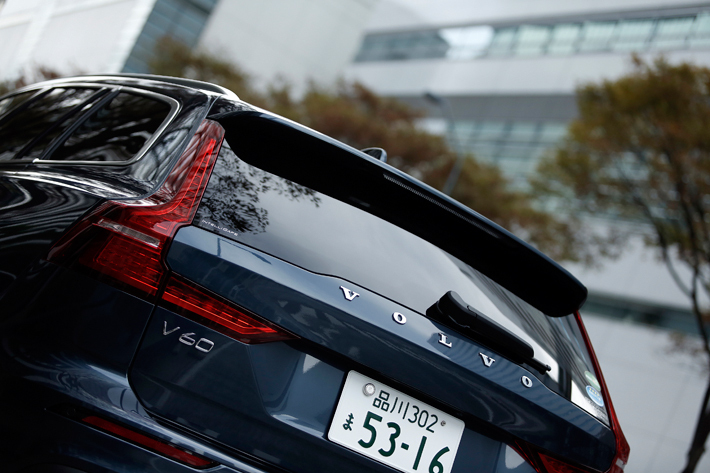 ボルボ V60 T5 Inscription