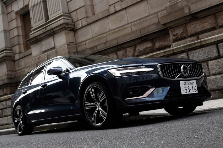 ボルボ V60 T5 Inscription