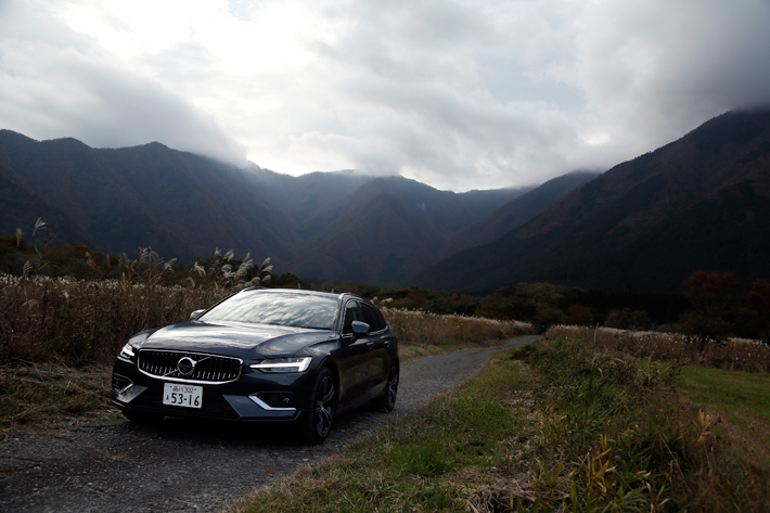 ボルボ V60 T5 Inscription