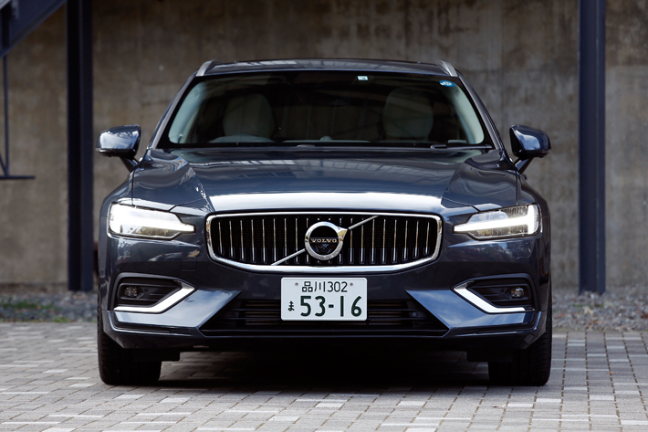 ボルボ V60 T5 Inscription