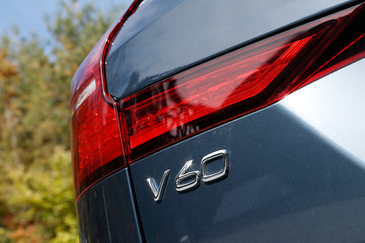 ボルボ V60 T5 Inscription